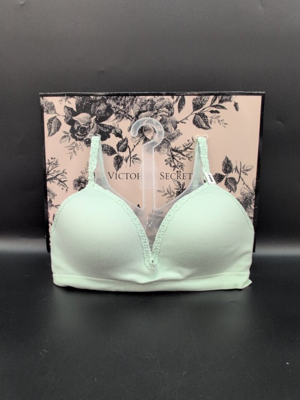 Victoria Secret Seamless Push Up Wireless Bralette Bra Medium Mint Green